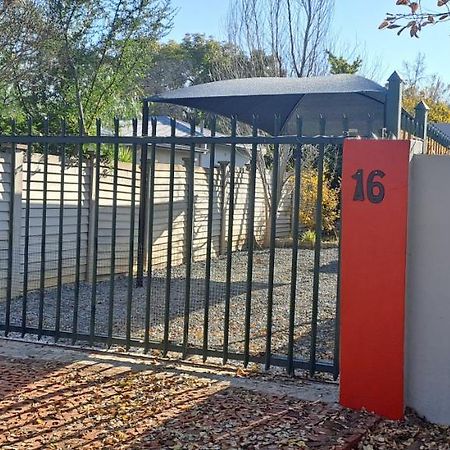 The Cottage Unit Bloemfontein Esterno foto