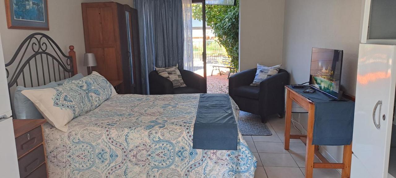 The Cottage Unit Bloemfontein Esterno foto